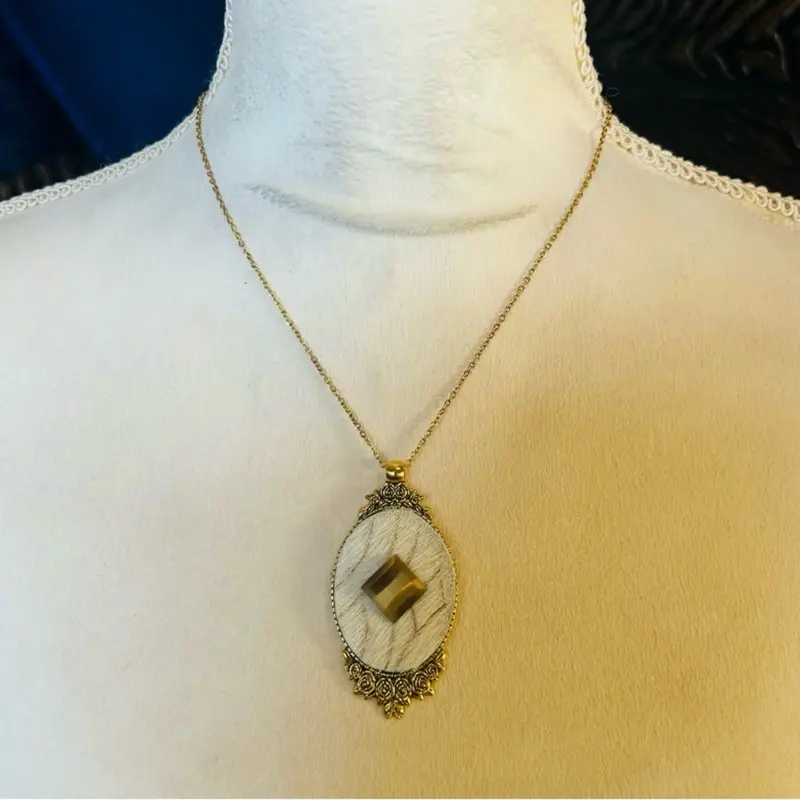 Handcrafted cowhide vintage gem cameo pendant on chain necklace