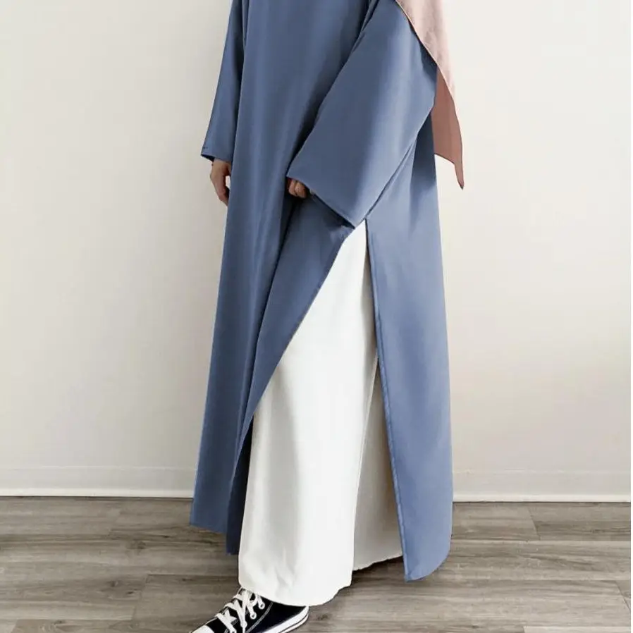 Modern Casual Fashion Slit Abaya & Robe MA063 - Versatile Top for Versatile Wear with Adjustable Slit Women Muslims Clothing