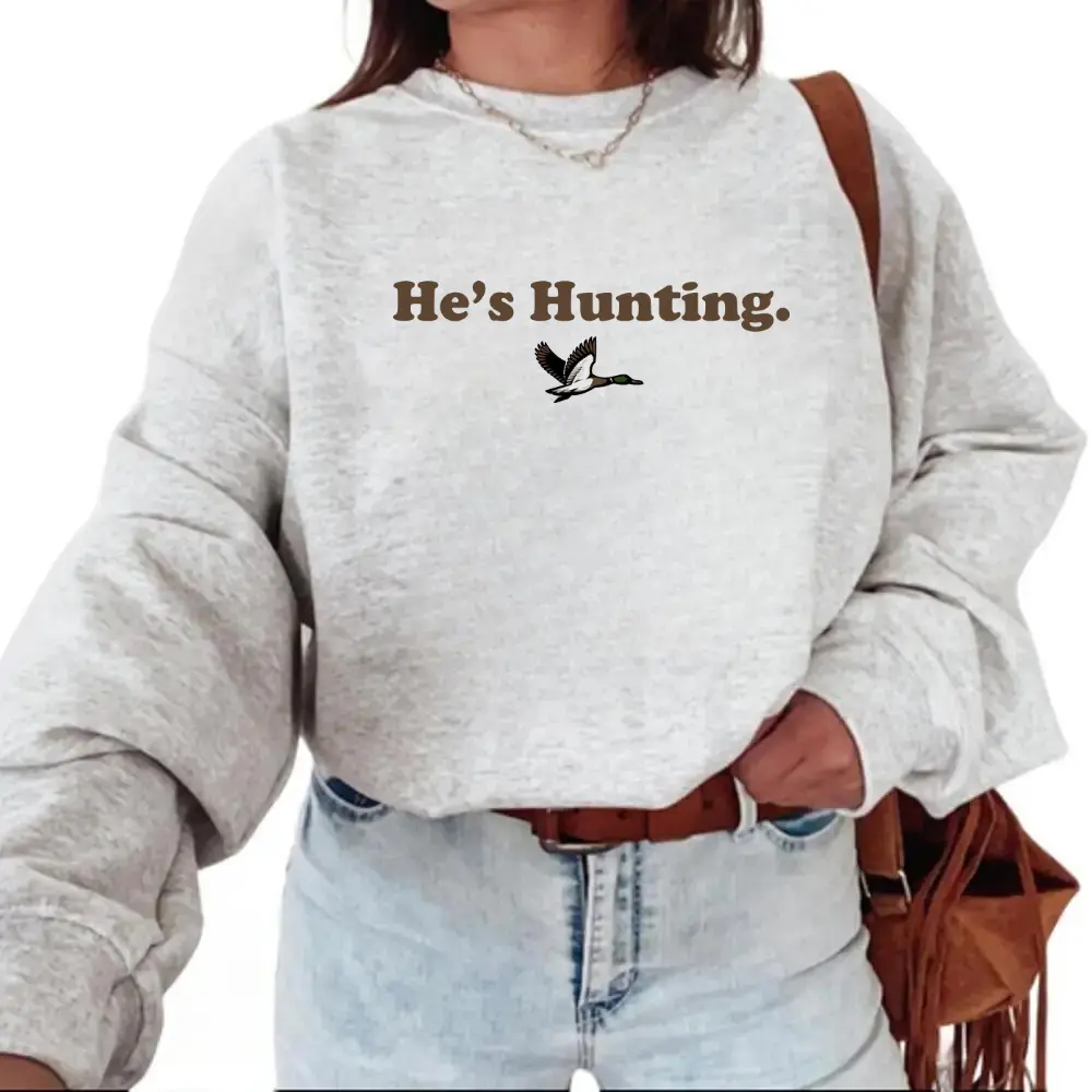 Women's Minimalist Hunting Mallard Duck Graphic Hoodie - Unisex Retro Cotton Pullover Apparel, Casual Piece Tops for Hunting Season
