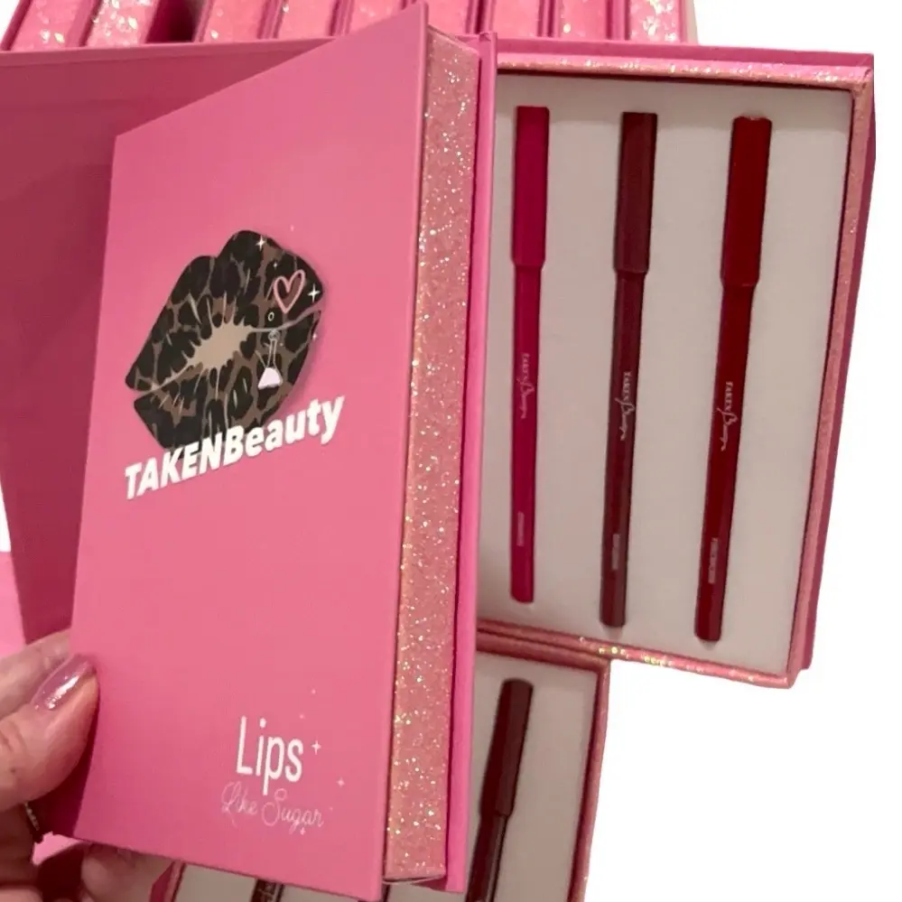 LIP LINER KIT! LIP LINER BOOK!