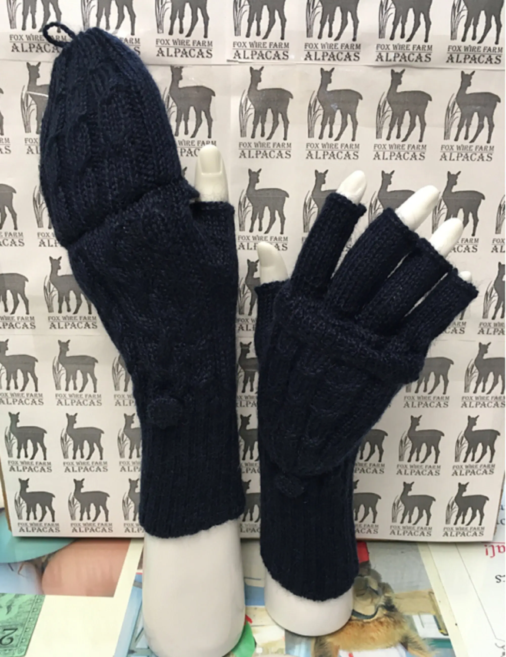 Fox Wire Farm Alpaca Knit Glittens (IT)
