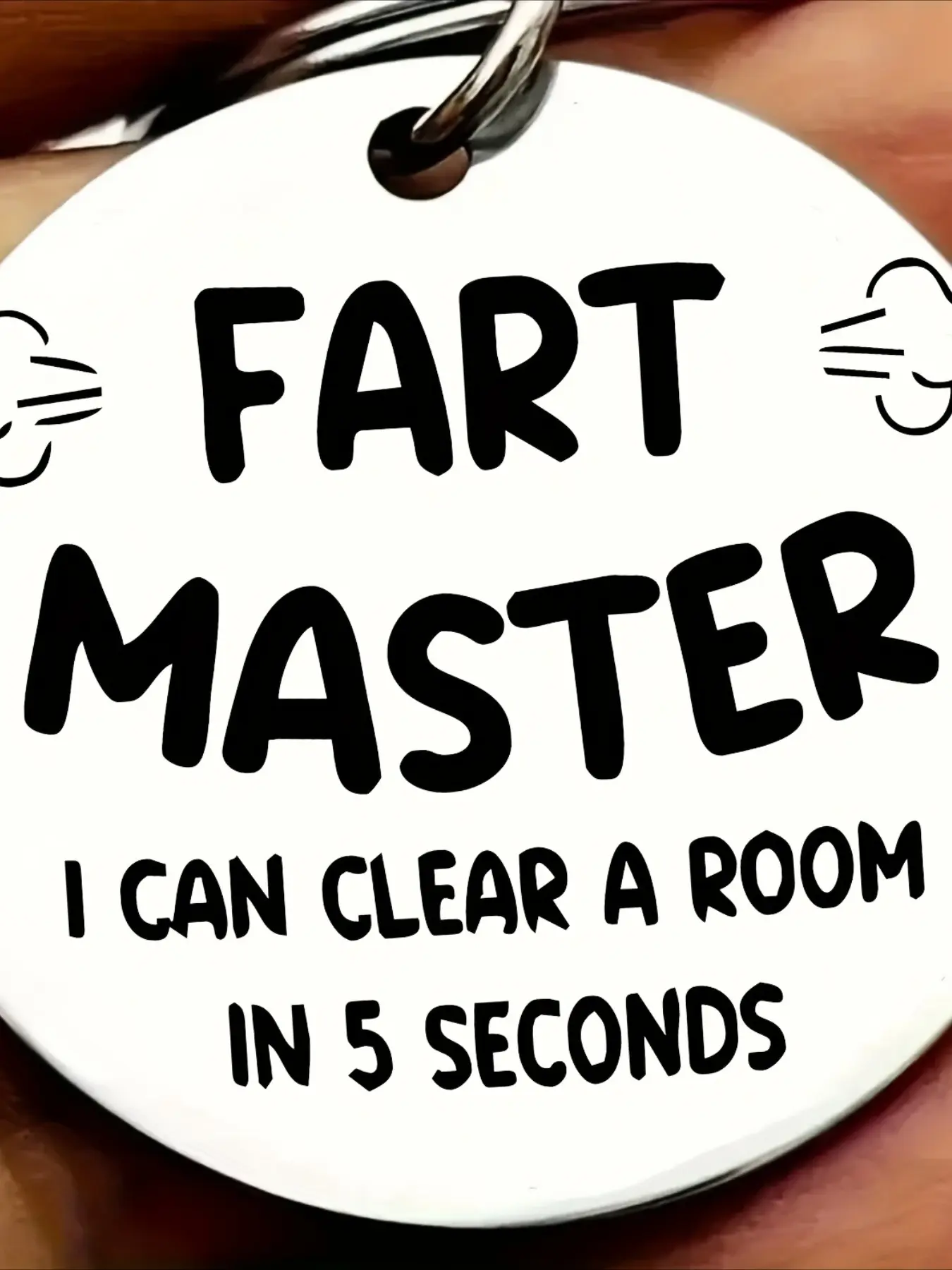Fart Master Fun Keychain - Stainless Steel Key Ring Engraved with "I Can Clean Up My Room in 5 Seconds" - Birthday, Christmas, Office Gifts for Colleagues - Prank Accessories, Fun Designs, High Quality Engraving, Prank Accessories, Especially for Jokers