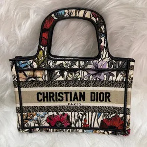Pre-owned Dior canvas Tote Bags christian Millie Fleurs Mini Book Tote