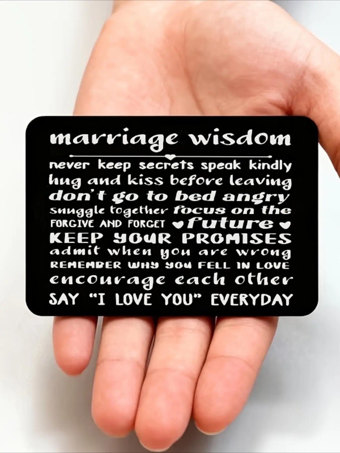 Marriage-themed slogans, mutual encouragement, inspirational engraved wallet cards—perfect for couples, as gifts for parents or partners, for anniversaries, or as wedding gifts