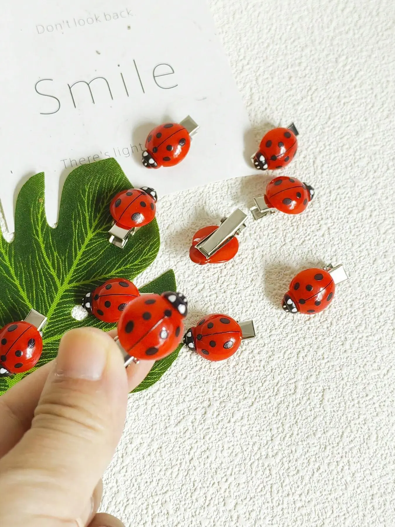 10pcs Ladybug Hair Clip Set for Girls, Non-Slip Hair Barrettes, Fun Animal Hair Accessories for Back to School, Stylish Hair Decoration Clips, Decorative Hair Clips, Super Cute Clips, Hairclips