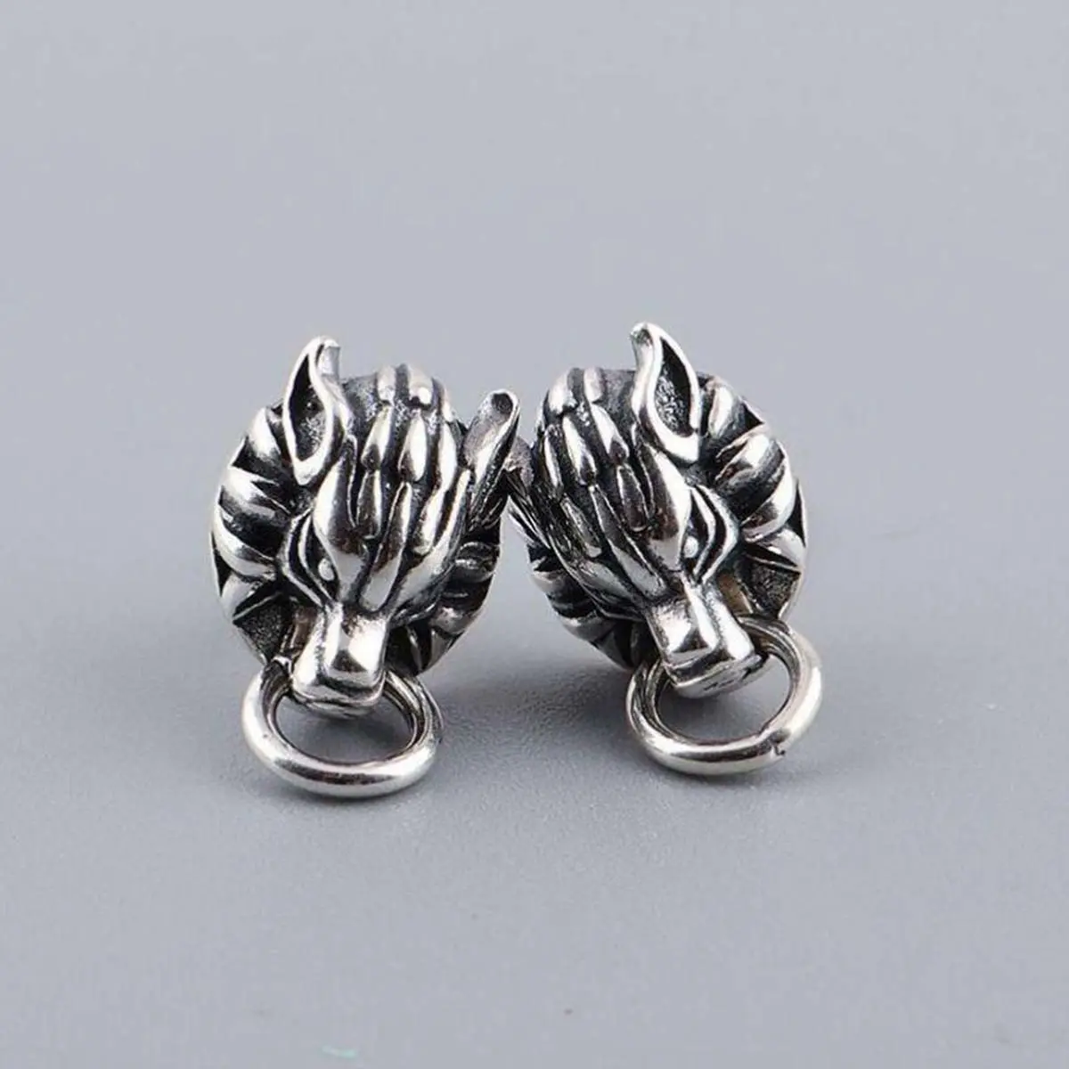 Retro fashion personality wolf head earrings hip hop punk trend niche Halloween party accessories