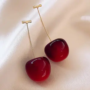 Sweet red cherry earrings, suitable for women, fashionable and exquisite fruit design, dangle earrings, suitable for weddings and parties, Korean-style earring gift