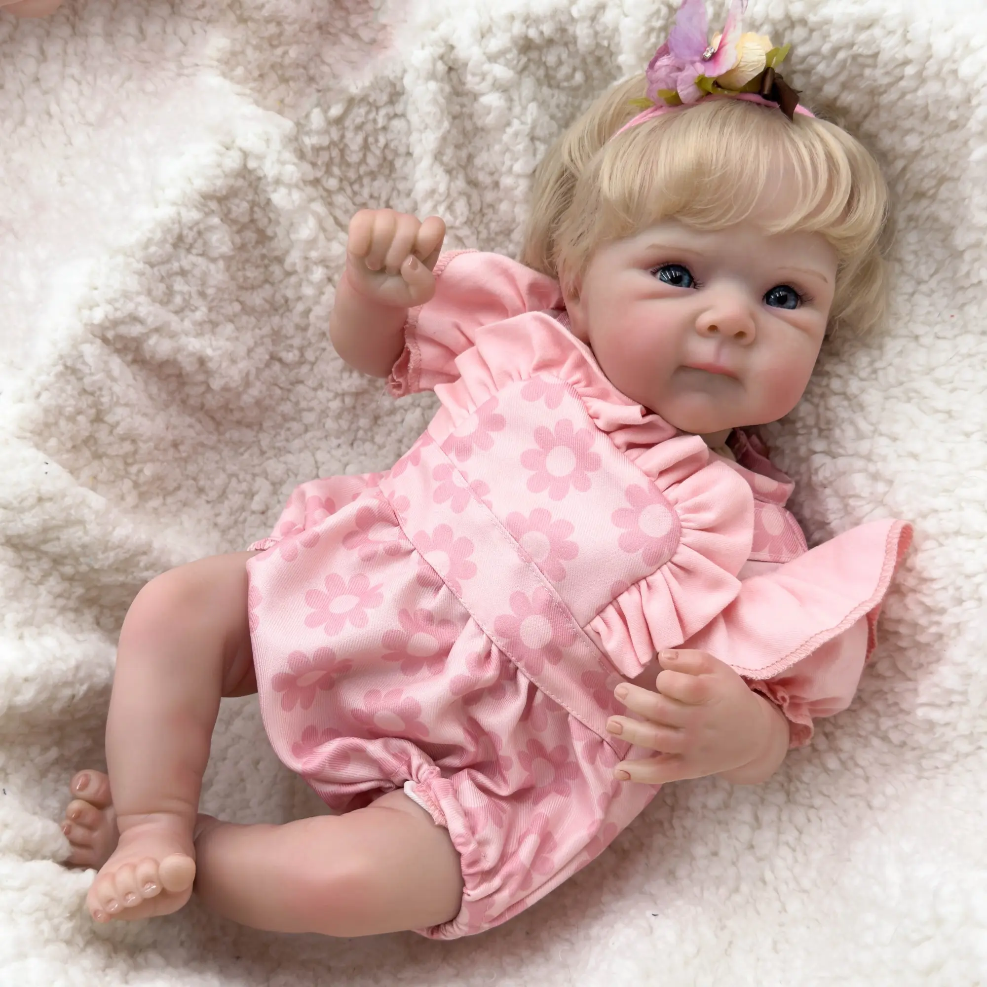 Real Look Baby Doll Girl 19 inch 48 cm Soft Vinyl Cloth Body Baby Doll Rooted Hair Realistic Newborn Doll Toy for Ages 3+
