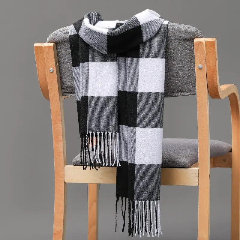 Winter Warmth Plaid Scarf Fashion Scarves for Men and Women Soft Cozy Fringe Detail, Casual Outing Accessory, Perfect for Cold Weather