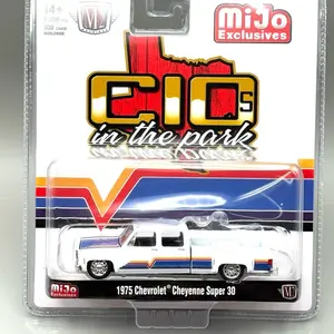 M2 Machines 1:64 1975 Chevrolet Cheyenne Super 30 Dually white c10s in the park