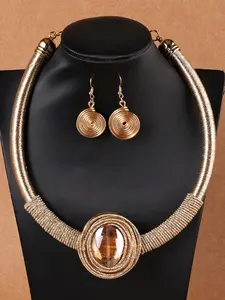 2pcs/set Trendy Crystal Aluminum Wire Necklace Earrings Set, Fashion Jewelry Accessories for Weddings Graduations Parties Festivals, All Seasons Wear