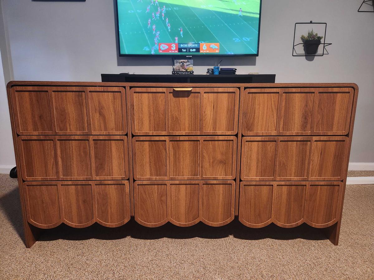 Item: Walnut 9 Drawer