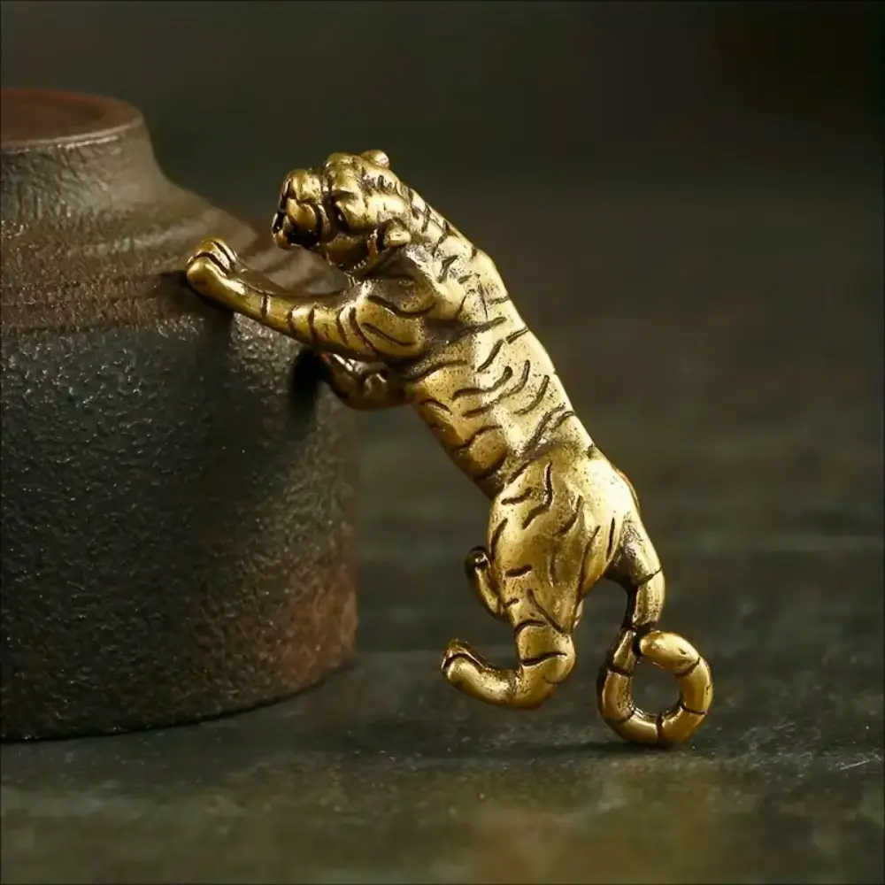 Brass Tiger Figurine Durable Collectible Ideal Decor Indoor Outdoor Versatile Placement Vintage Keychain Pendant Zodiac Tiger Statue Keychain Accessories Keychain Charm
