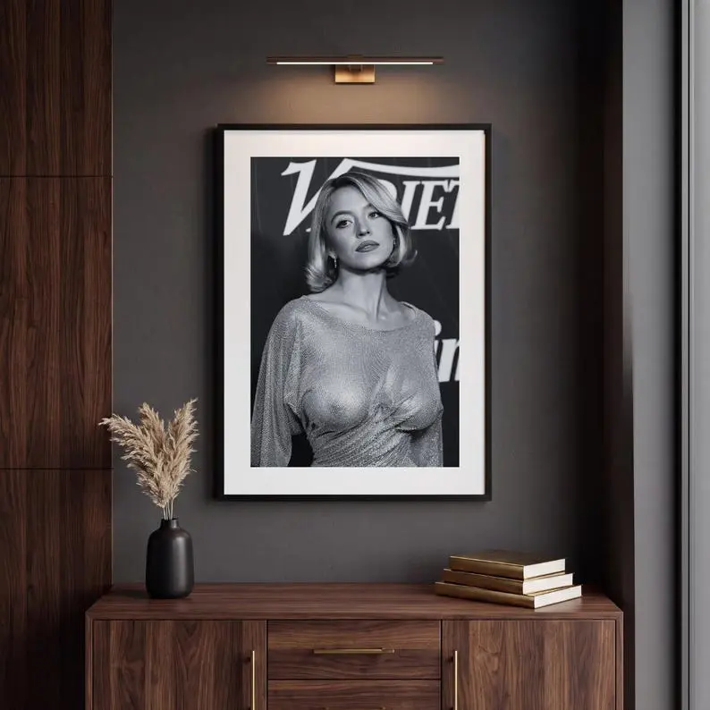 Sydney Sweeney Poster, Hollywood Actress Wall Art, Black and White Celebrity Print  Vintage Photography  Museum Quality Photo Prin