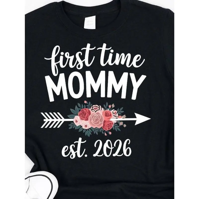 Women's First Time Mommy Est. 2026 Pregnancy Announcement T-Shirt - 25 Cotton Funny Mom-to-Be Gift with Floral & Footprint Design, Casual Round Neck Tee for Maternity Photos & Casual Attire, All-Season Comfort Fit,  double   Vintage Metalcore Graphic