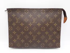 Pre-owned Louis Vuitton Coated Canvas Clutches & Wristlets Vintage Monogram Toiletry Pouch 26