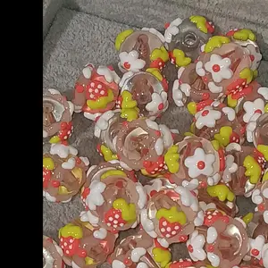 Strawberry Hand Painted Beads 16mm (6pcs)