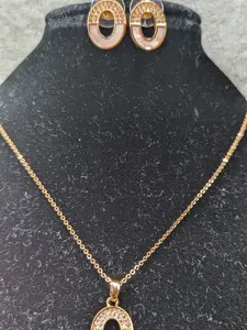 Dainty hollywood bollywood style pendant chain earrings 3pc set Cute lovey set