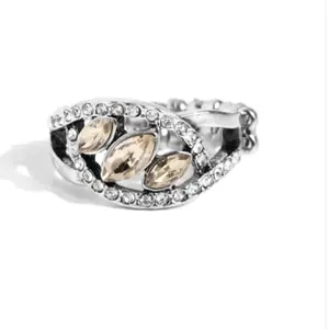 Stiletto sparkle brown ring