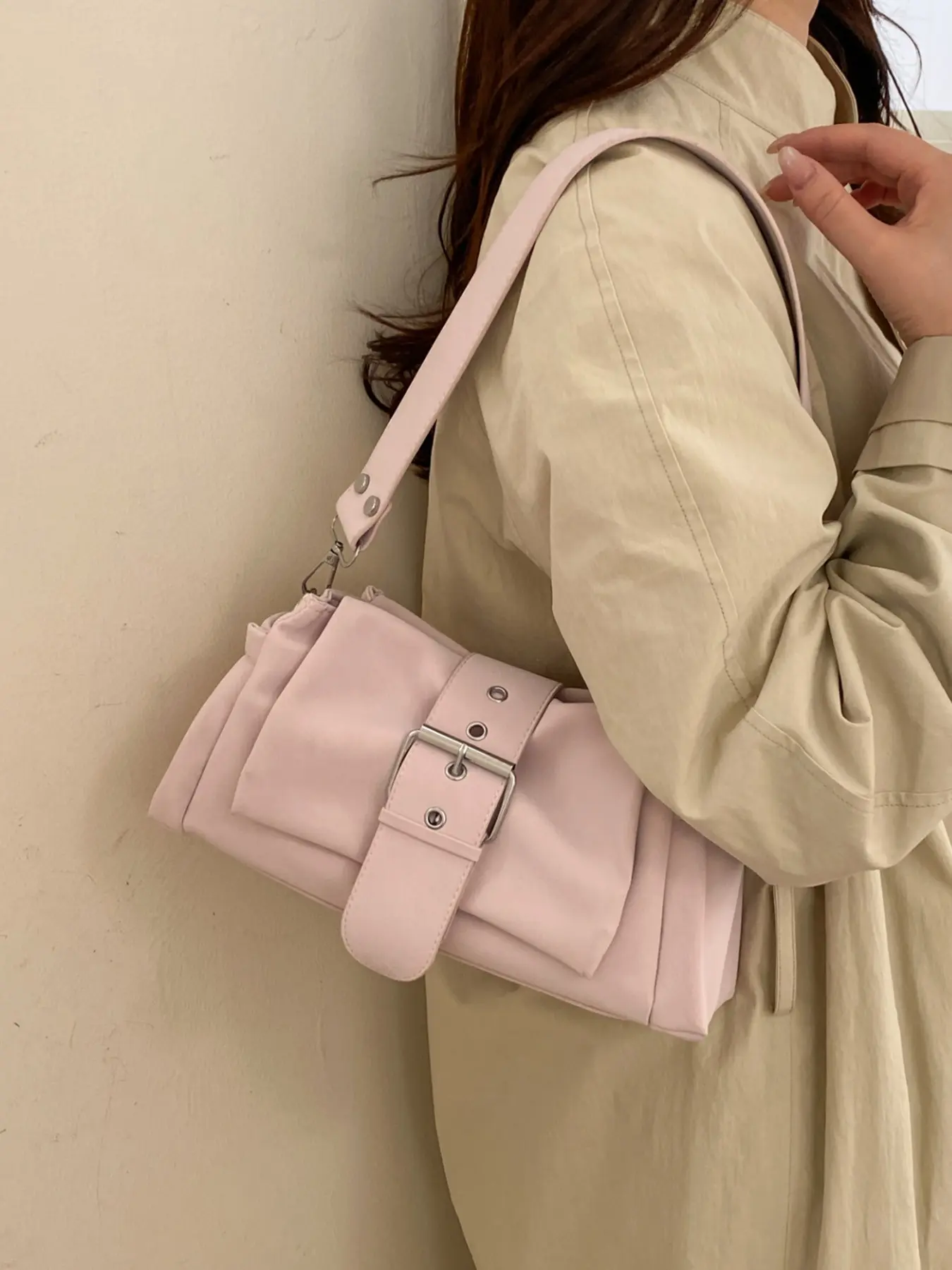 Ladies' fashionable, simple, casual, solid color versatile Everyday Shoulder Bag suitable for daily commuting, shopping, dating, gift giving, ladies' essential shoulder bag
