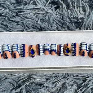 Bella 20 piece nail set