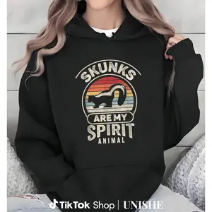 100% Retro Skunk Lover Hoodie – Long Sleeve Spirit Animal Sweatshirt