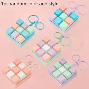 Mini Mechanical Keyboard Keychain, Qwasdfjkl Layout, 9 Numeric Keys, Compatible with Multiple Devices, Portable Typing Accessory, Stylish Keychain