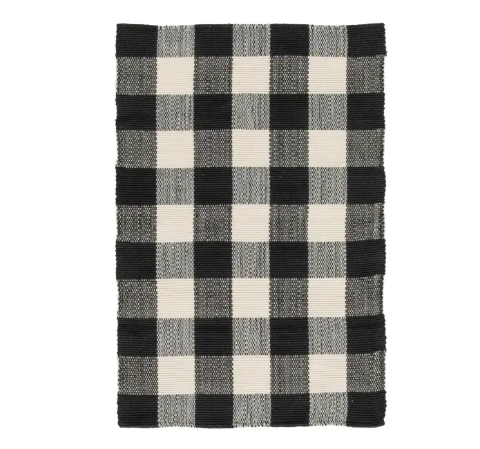 24" x 36" Black & White Outdoor Layering Rug - Perfect for Home and Outdoor Use