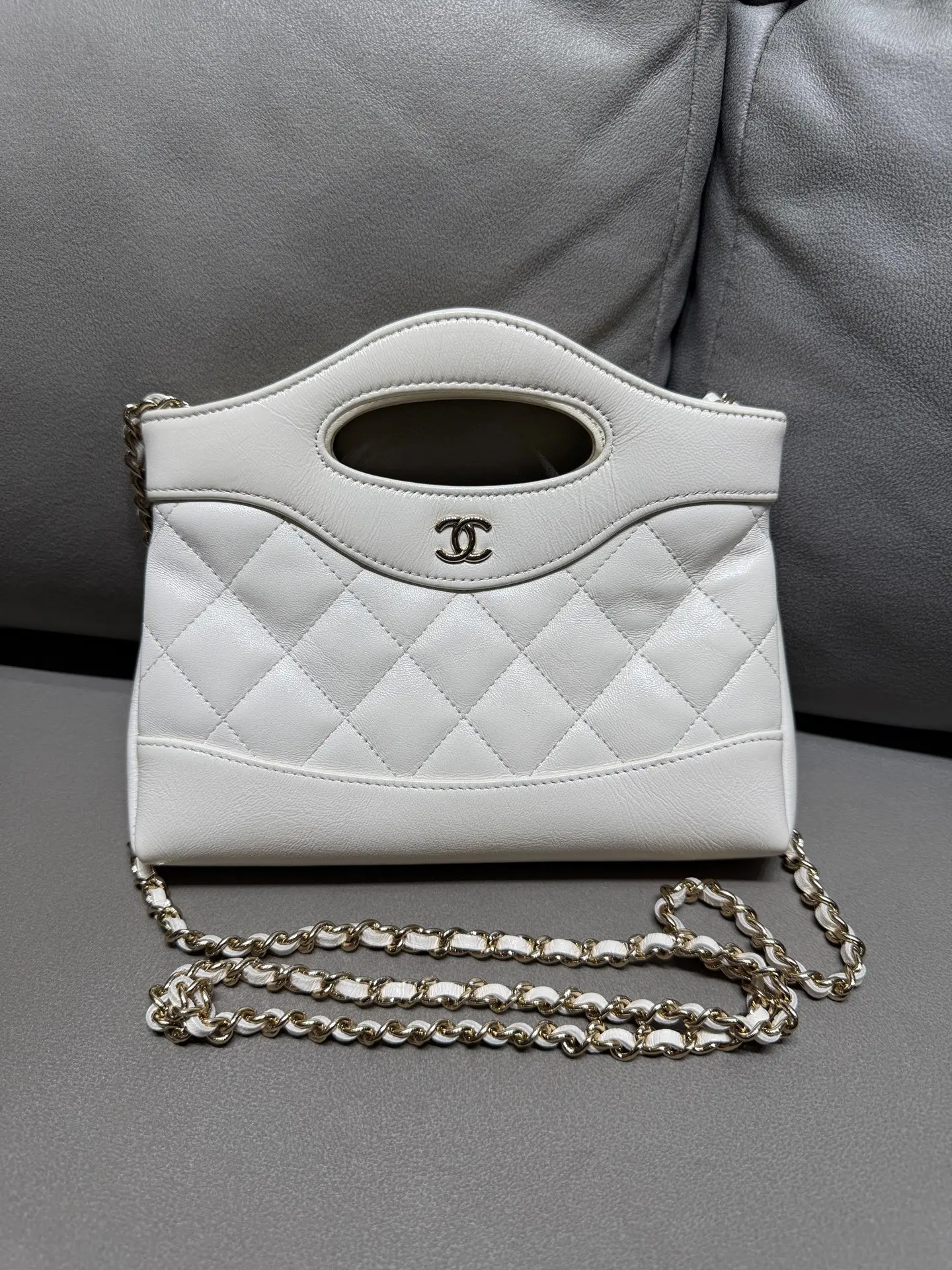 Pre-owned CHANEL Nano 31 Shopping Bag