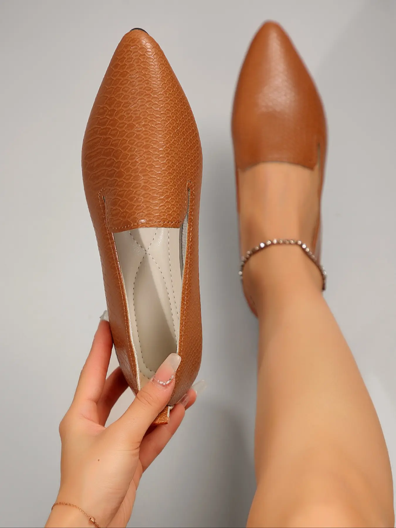 Women's Large Size Pointed Toe Slip-On Bean Shoes, Simple Snake Pattern Flat Single Shoe, Casual Comfortable Everyday Wear Footwear, Casual Flats