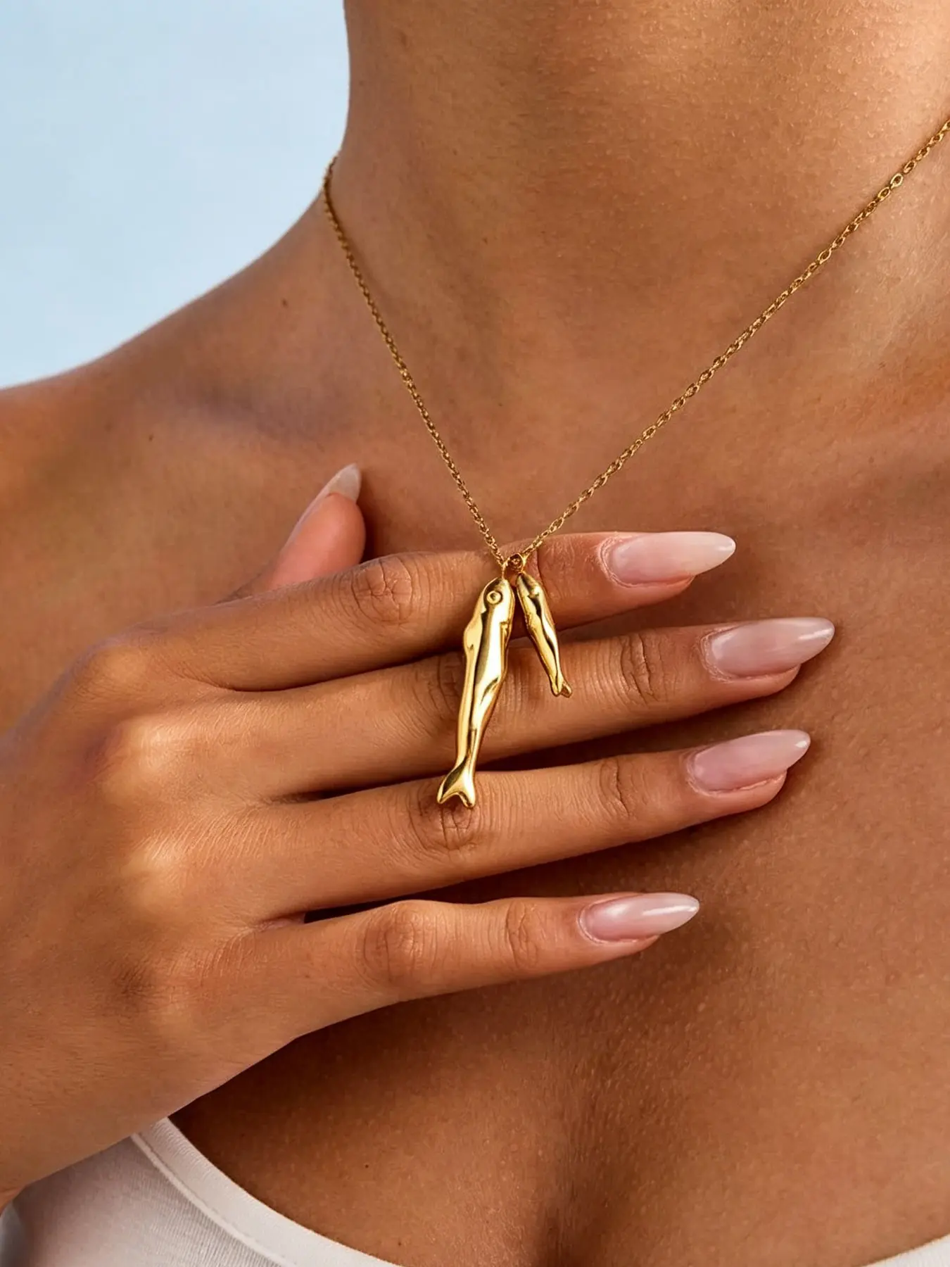 Women's Beach Necklace with Goldfish Pendant, Waterproof Ocean Summer Beach Jewelry, Elegant Fish Charm Necklace, Marine Style Chain Accessory