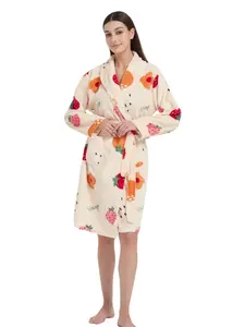 Women's Floral Strawberry Print Wrapped Belted Flannel Lounge Robe, Casual Pocket Shawl Collar Thermal Robe, Women's Fall & Winter Soft PJ for Homewear, Casual Bathrobe
