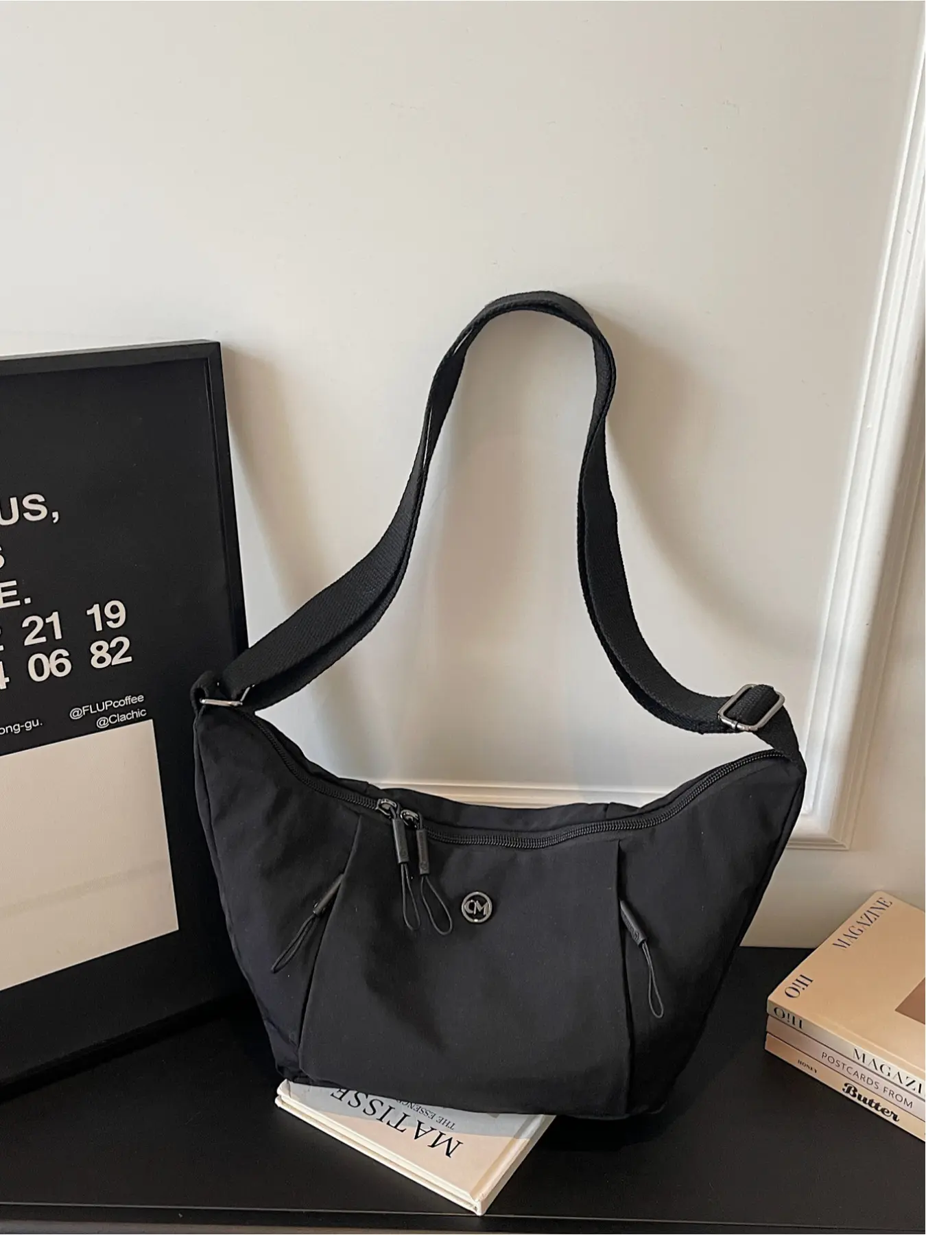 Simple Versatile Single Shoulder Dumpling Bag, Casual Lightweight Crossbody Bag for Outdoor Sports, Perfect for Daily Use