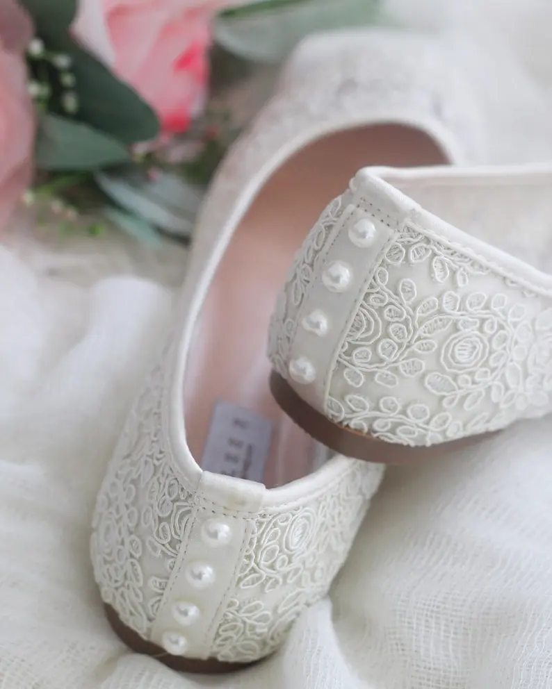 Ivory Lace Round Toe Flats with Back Pearls, Women's Bridal Lace Shoes, Ideal for Weddings and Special Occasions