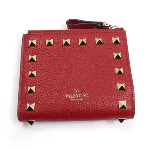 Pre-owned Valentino Calfskin Small Leather Goods Garavani Rockstud Leather Wallet