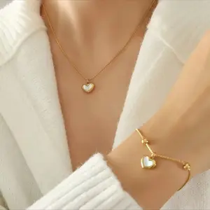Beautiful Set with 18k Gold-Plated Heart Pendant