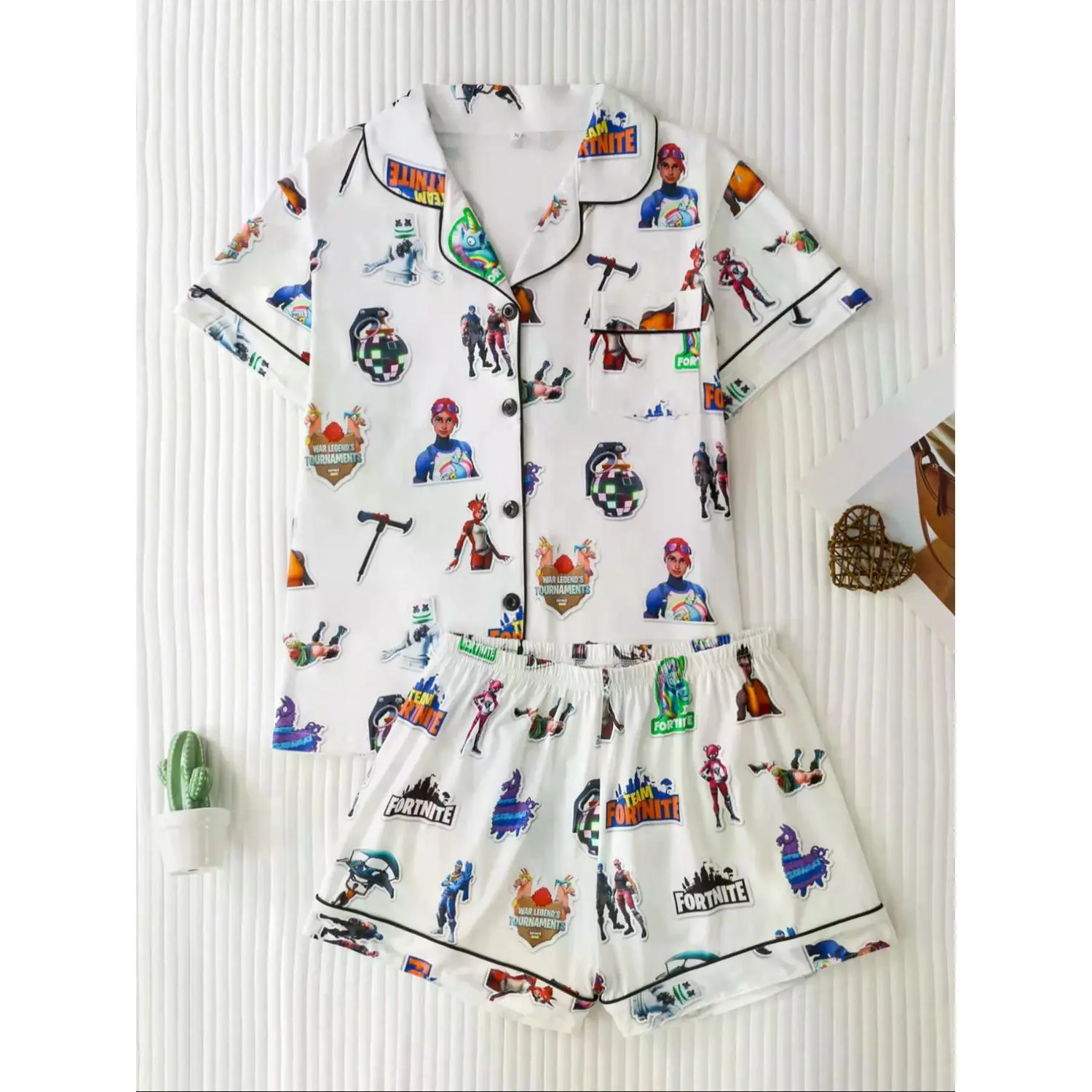 Women's Fortnite Player Cartoon Sleepwear Set - Short Sleeve, Fitted All-Season Pajamas