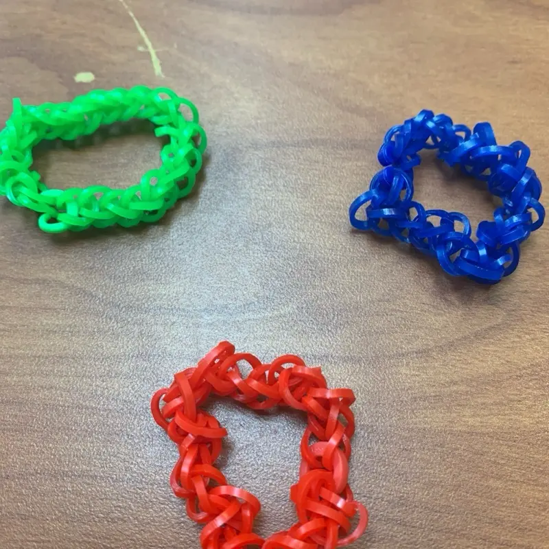 Rainbow loom