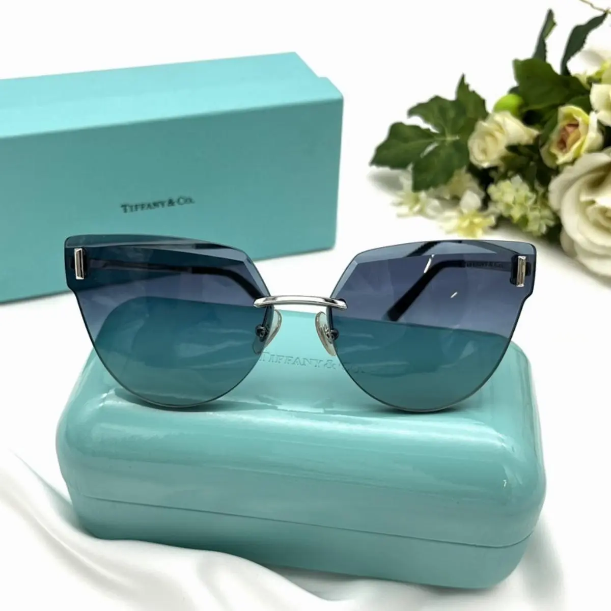 Pre-owned Tiffany & Co. As Shown Shoulder Bags Cat Eye Gradient Sunglasses RS3578648