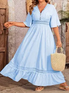 Women's Fashion Plus Size Elegant Lace Patchwork Dress, Midi Length Short Sleeve Loose Fit, Casual Wear, Plain Woven Fabric for All Seasons