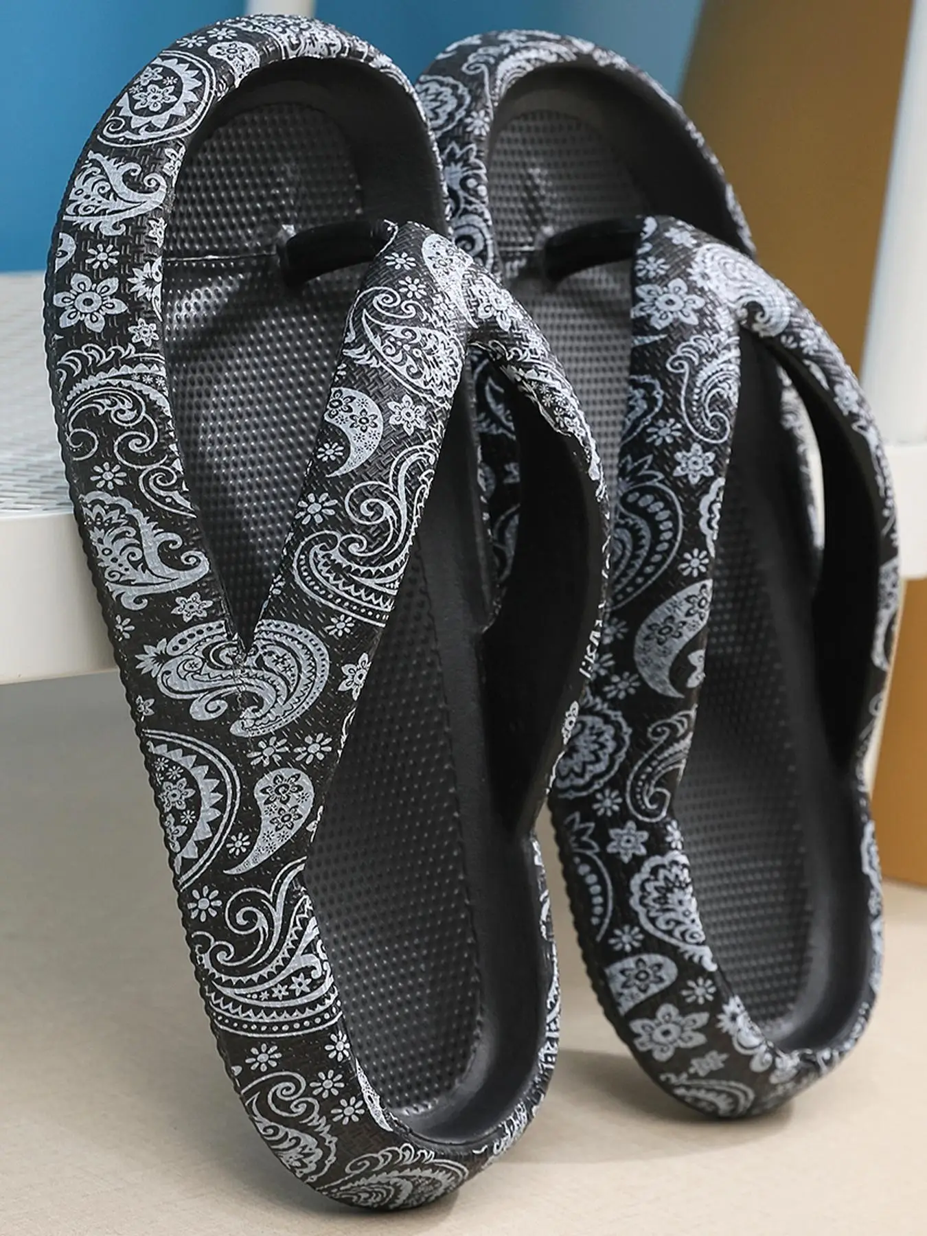 Women's Summer 2024 Beach Non-slip Slippers, All over Print Casual Comfortable Flip Flops, Trendy Platform Slippers