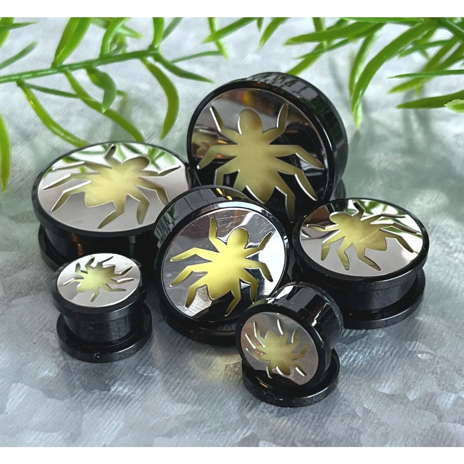 PAIR Glow in the Dark Spider Hollow Plugs Tunnels Earlets Guages Gauges