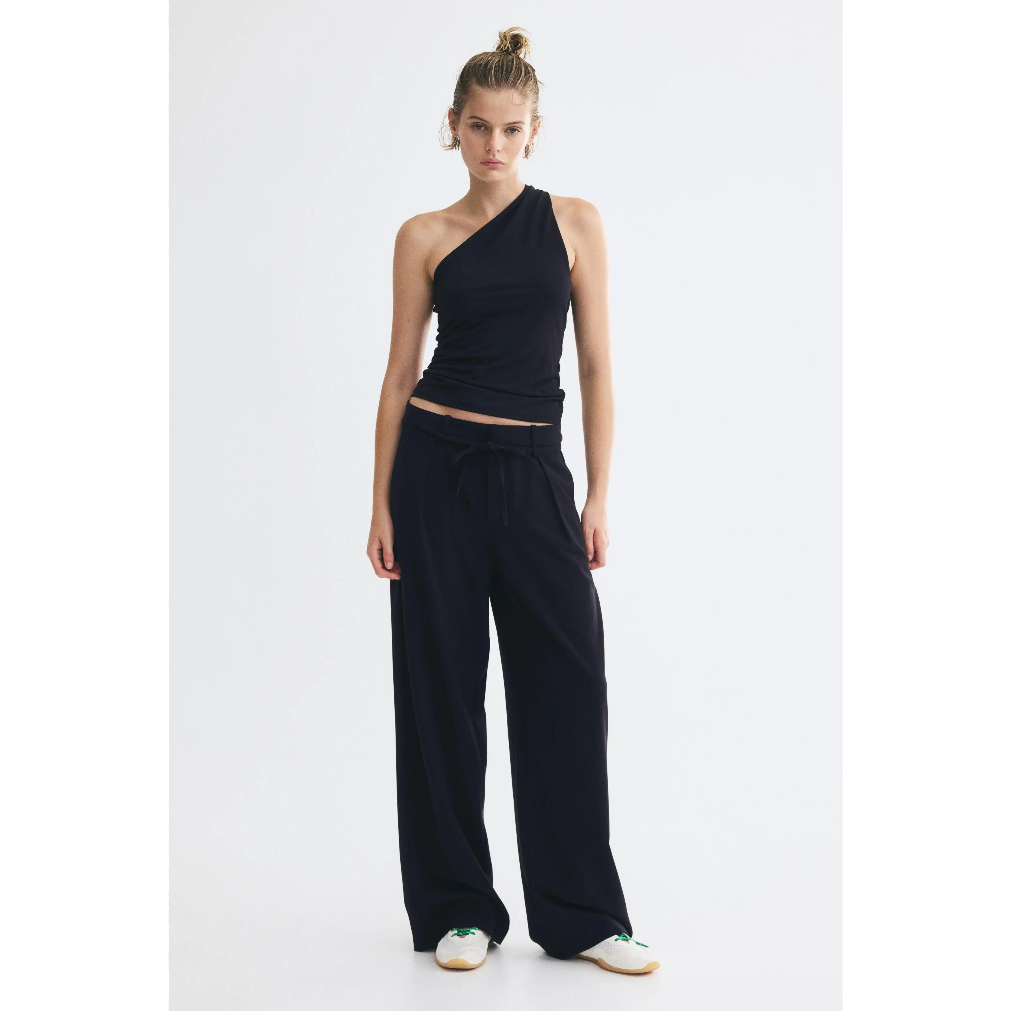 H&M Pleated tie-belt trousers