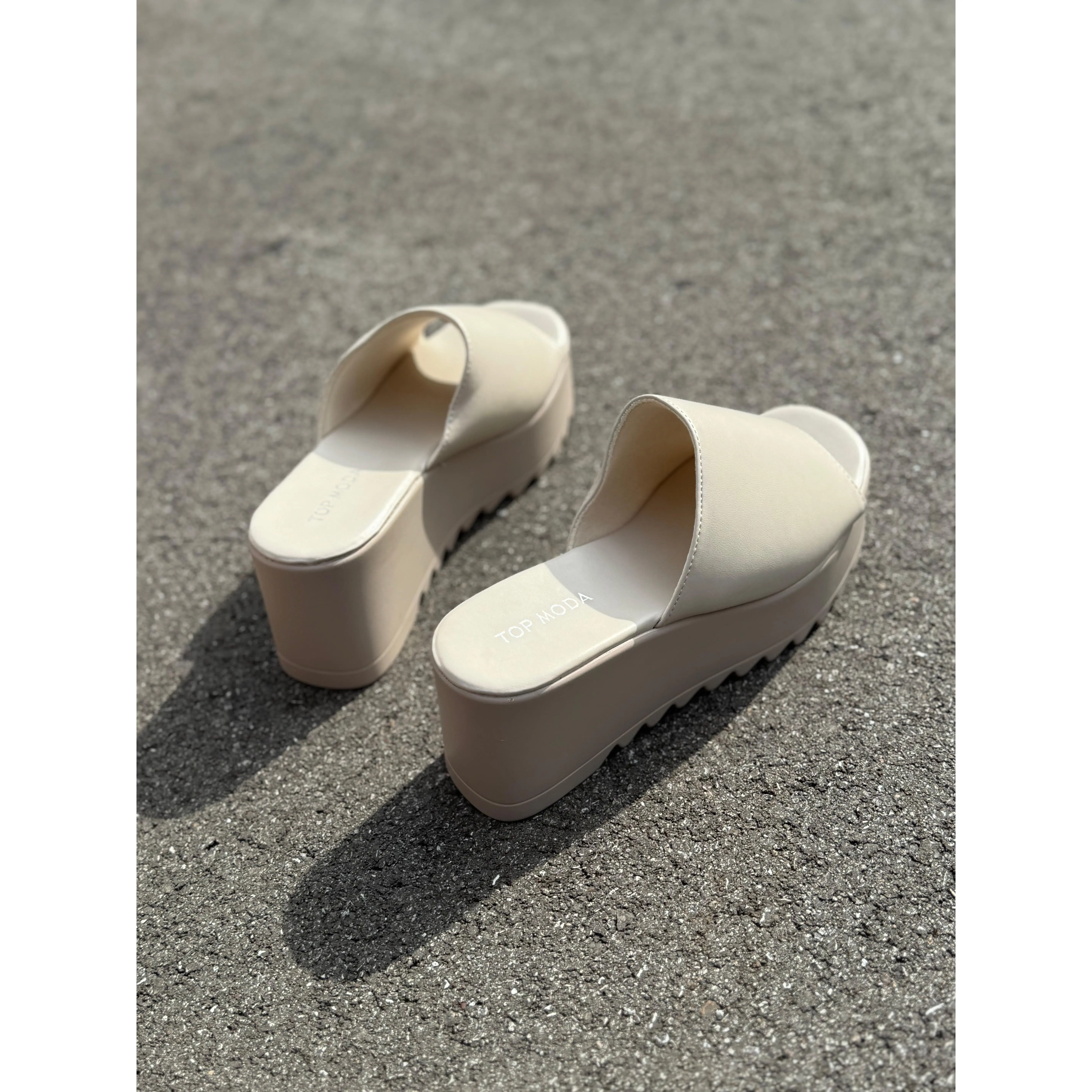 Cloud Cream Platform Slides – Women Sandals