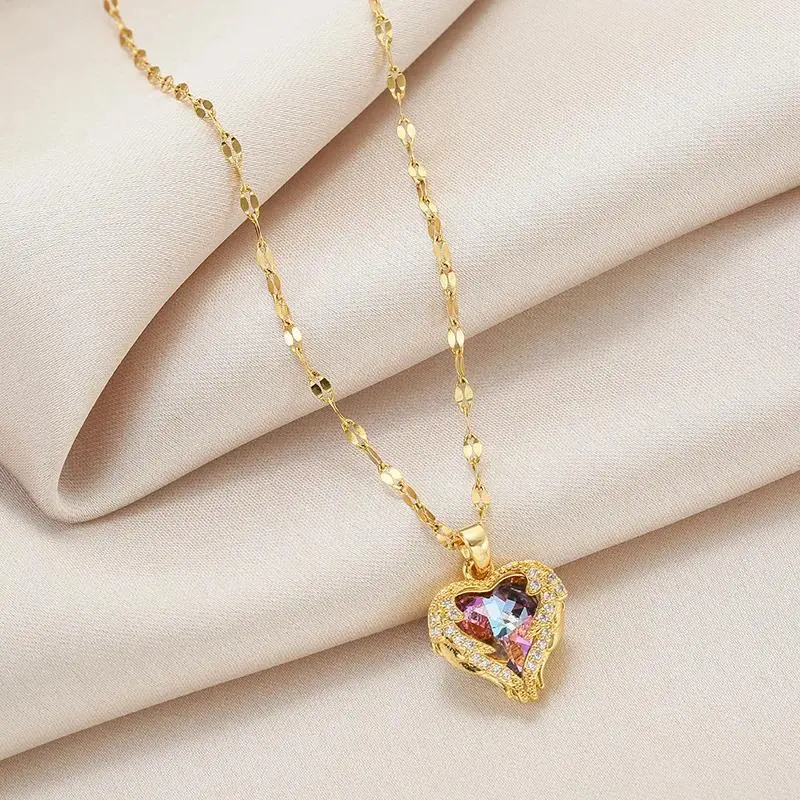 Women's Luxury Zircon Crystal Heart Of Ocean Pendant Stainless Steel Necklace, Korean Fashion Wedding Jewelry, Fashion Statement, Glam Up, Jeweled Detail, Luxury Crystal, Sparkling Necklaces, Fashion Statement Necklaces