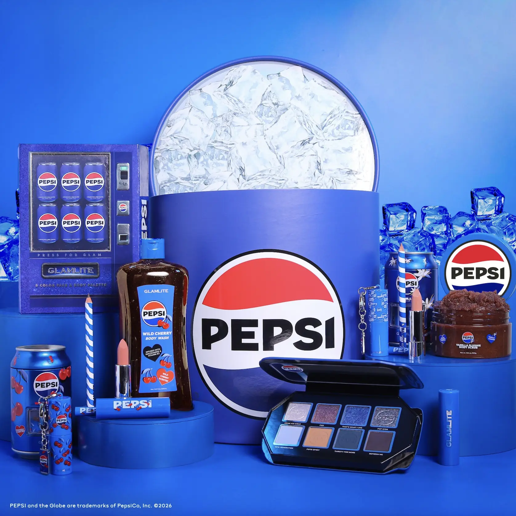 Pepsi x Glamlite Makeup Set Pepsi x Glamlite Makeup Set