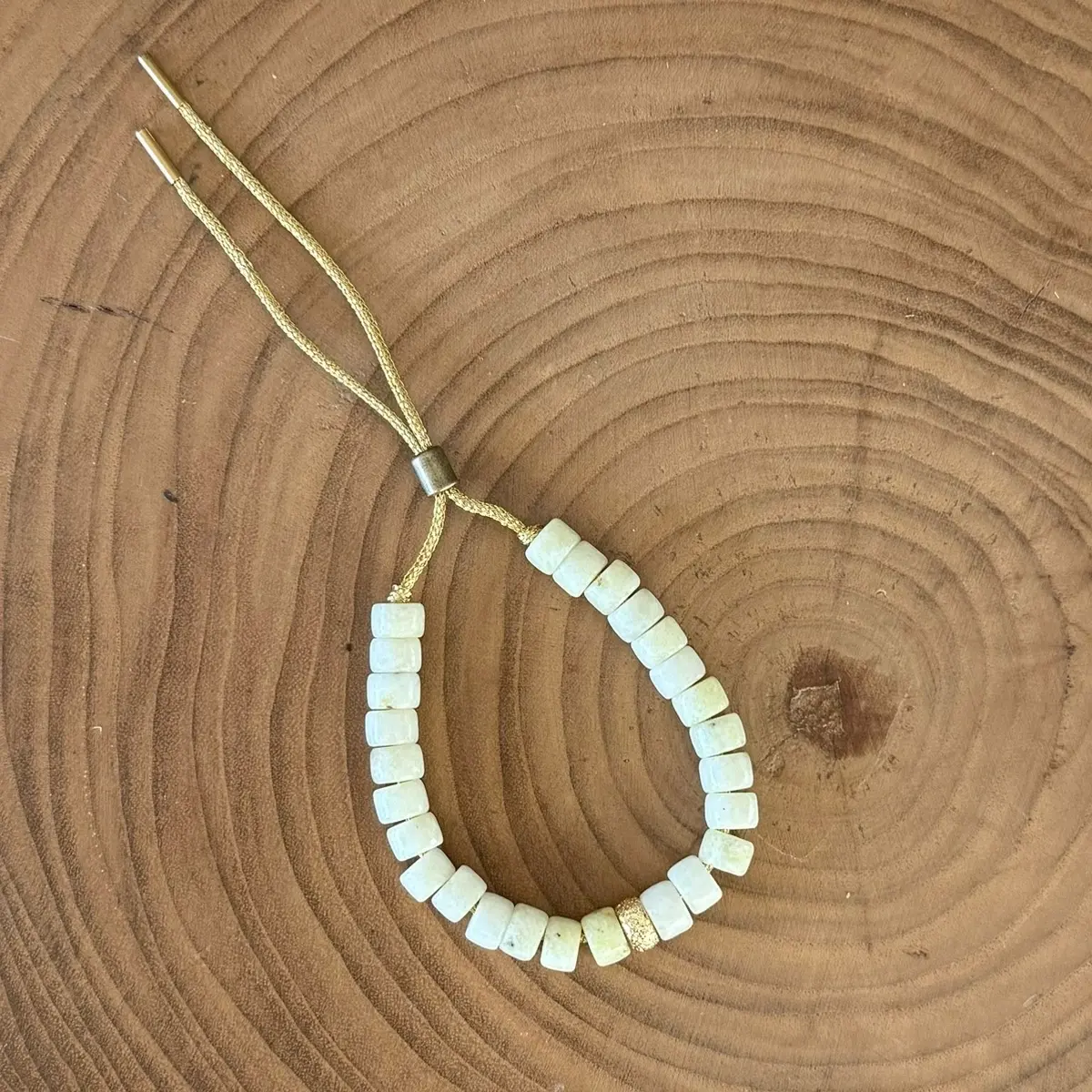 Beige Jade Forte Bead Bracelet - Women's Fashion Accessory
