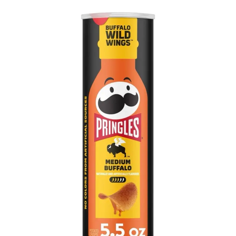 Pringles x Buffalo Wild Wings Medium Buffalo Sauce Flavor- 1 Can (5.5oz)