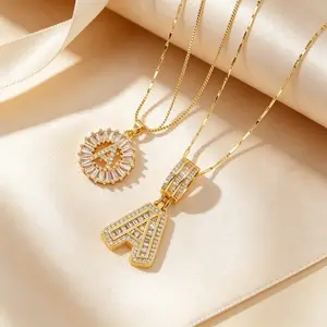 2 gold and silver ladies' initials pendant necklaces, 14K gold-plated zircon letter necklaces, 26 English letters, the preferred fashion jewelry for various holiday gifts