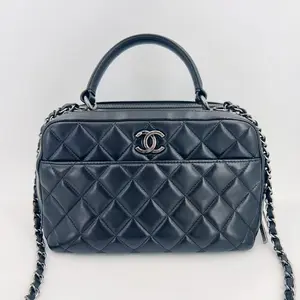 Pre-owned CHANEL leather Crossbody Bags Camera Case Handbag
